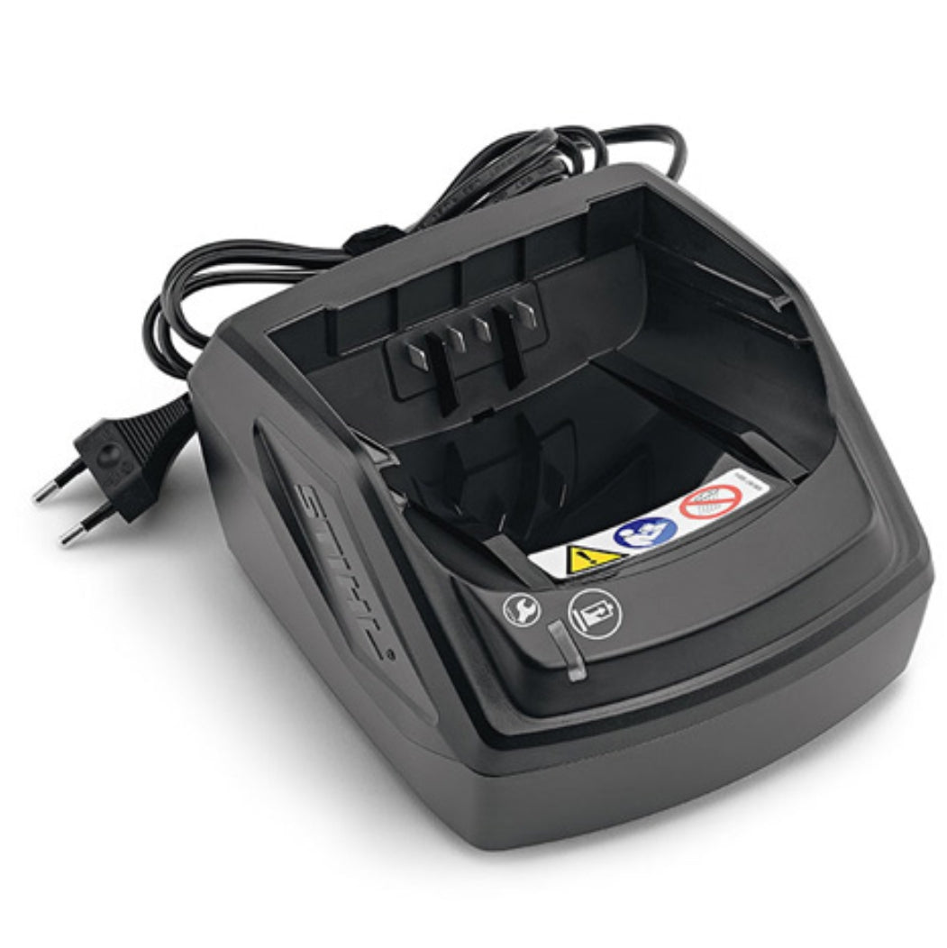 STIHL MSA 140 C-B 14″ Cordless Chainsaw Kit (AK 20 Battery & AL 101 Charger)