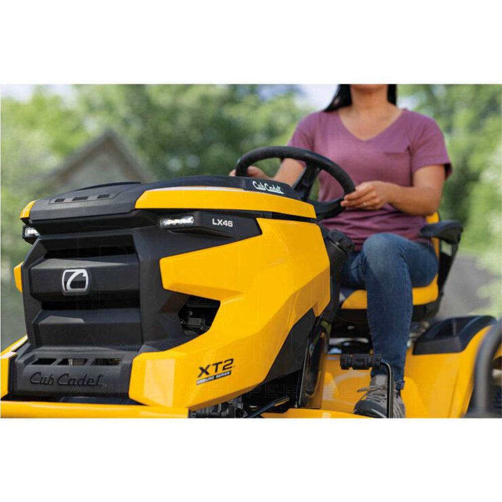 Cub Cadet XT2 LX 46″ Lawn Tractor