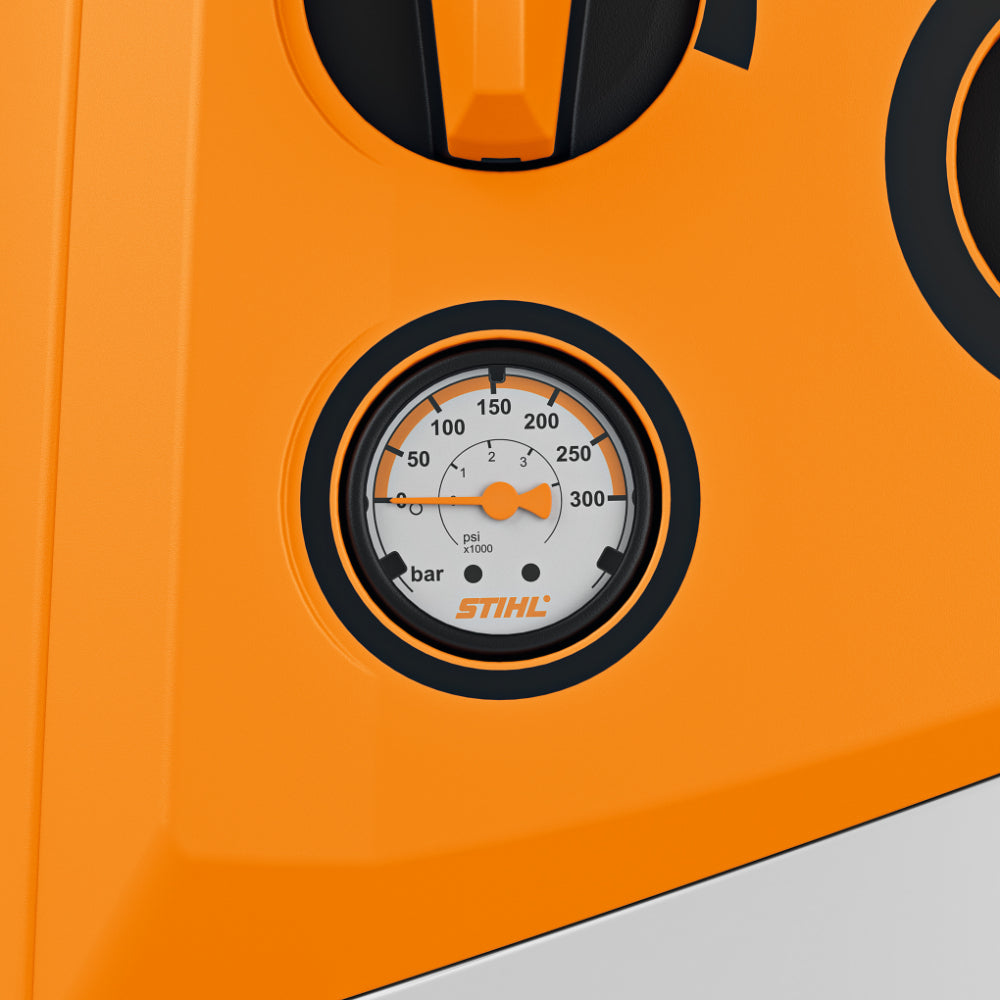 RE 462 PLUS Powerful 250 bar-high pressure cleaner