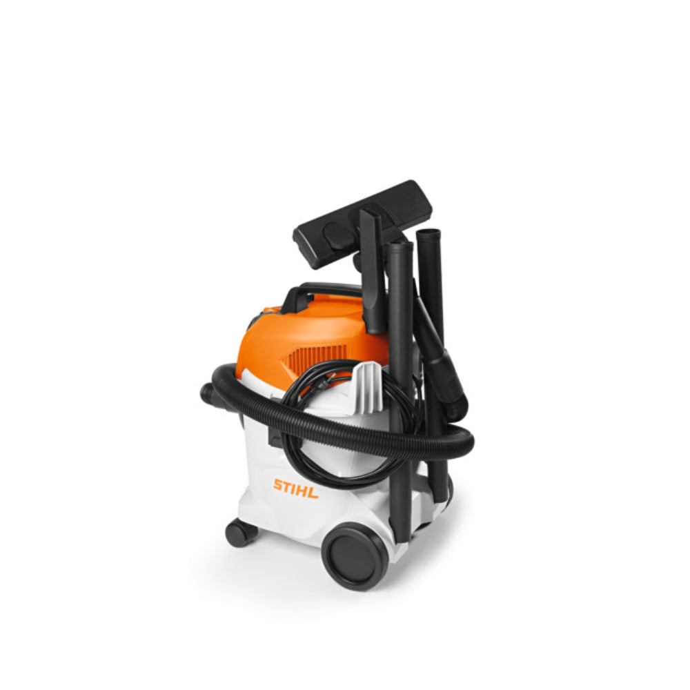 SE 33 Vacuum Cleaner Wet and dry vacuum cleaners with blowing function for domestic areas