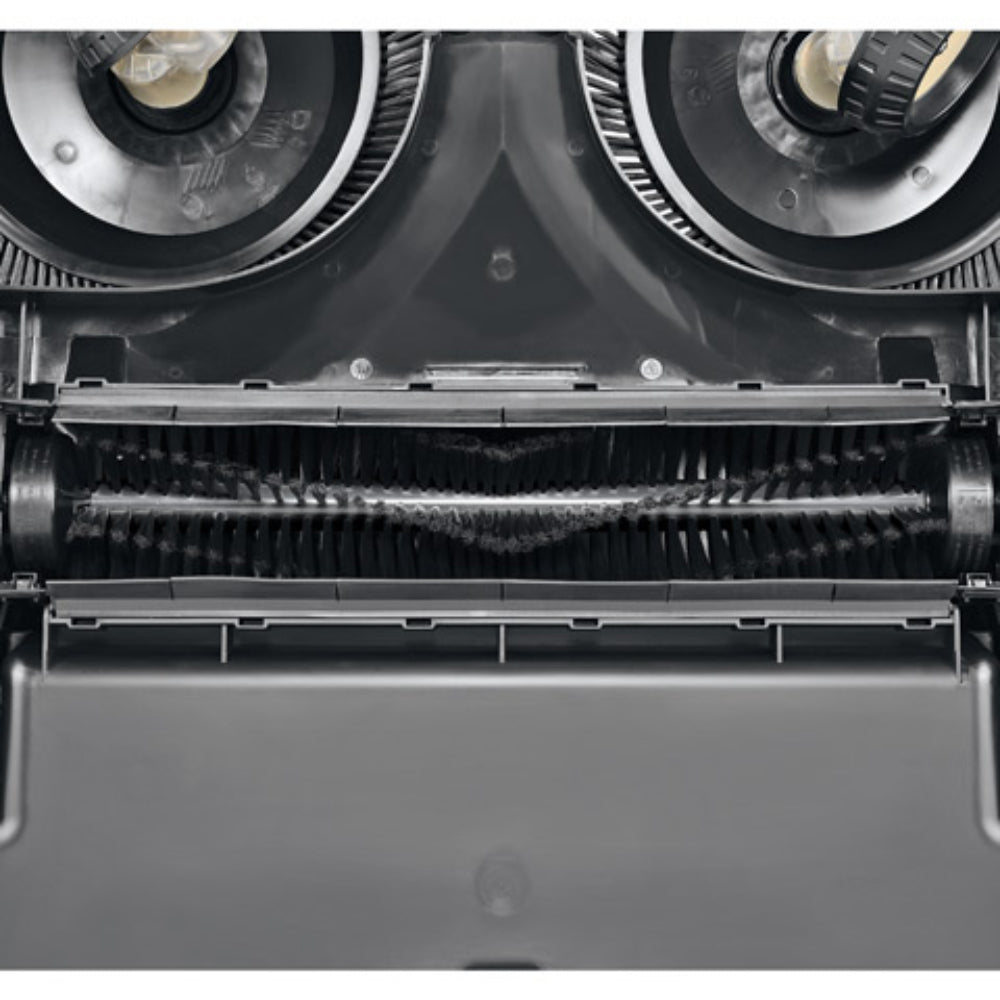 KG 770 Manual sweeping machine for use in large areas