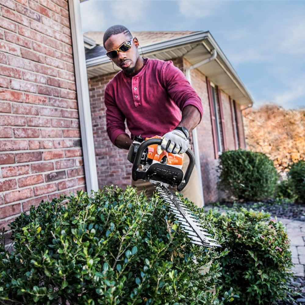 STIHL HS 45 Petrol Operated Hedge Trimmer – 18″ Double-Sided Reciprocating Blade