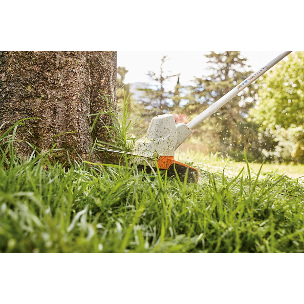 STIHL FSA 57 C-E 11″ Cordless Brushcutter Kit (AK 20 Battery & AL 101 Charger)