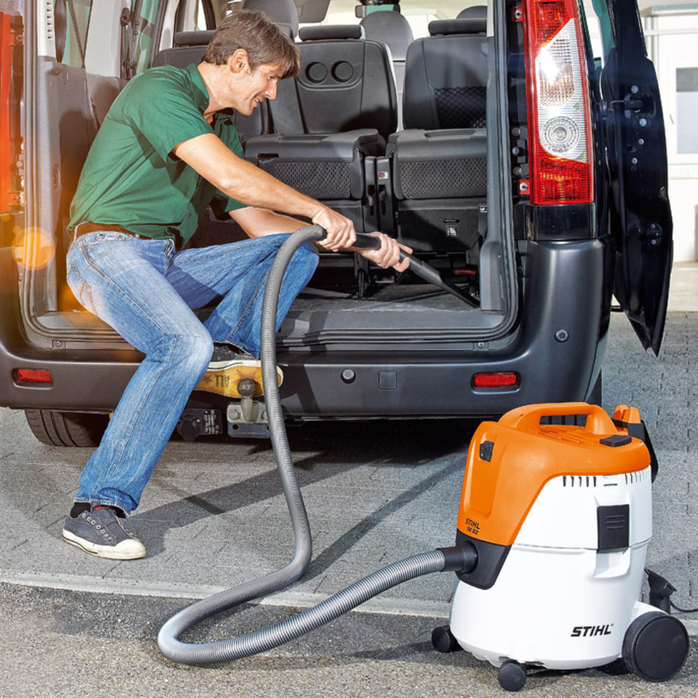 SE 62 electric wet and dry vacuum cleaner