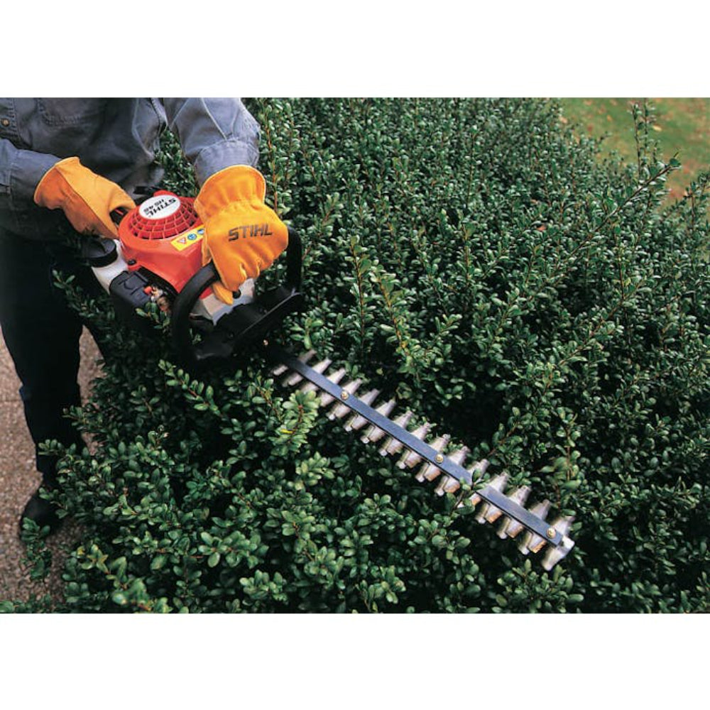 STIHL HS 45 Petrol Operated Hedge Trimmer – 18″ Double-Sided Reciprocating Blade