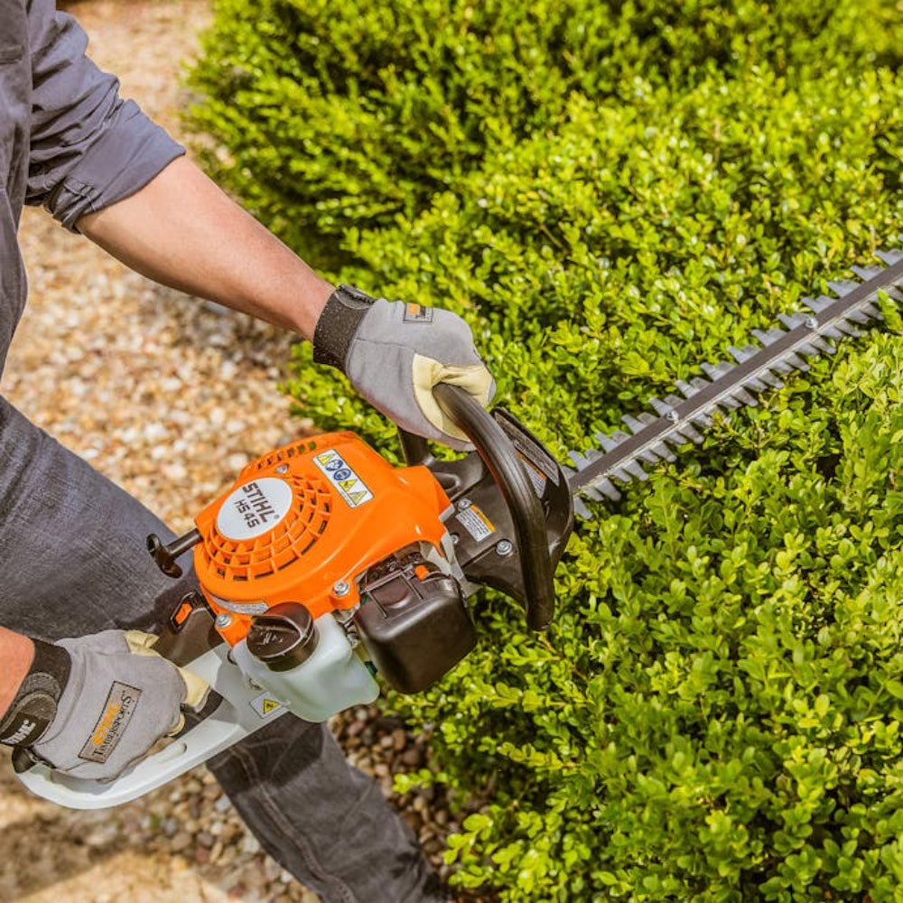 STIHL HS 45 Petrol Operated Hedge Trimmer – 18″ Double-Sided Reciprocating Blade