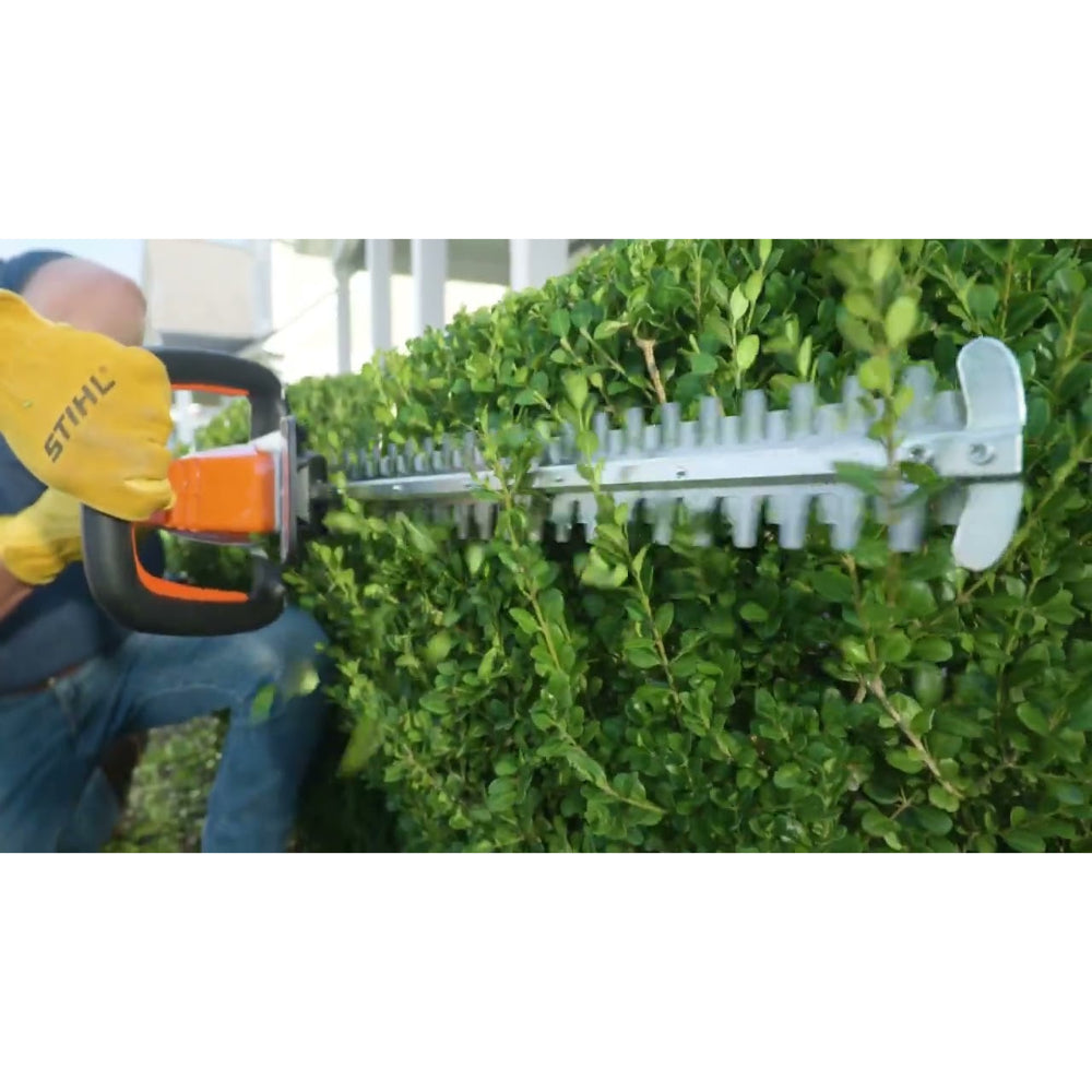 STIHL HSA 86 Hedge trimmer 24 inch with battery and charger