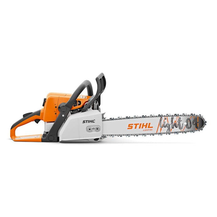 Stihl MS 250 chainsaw with 18″ guide bar and RM3 saw chain