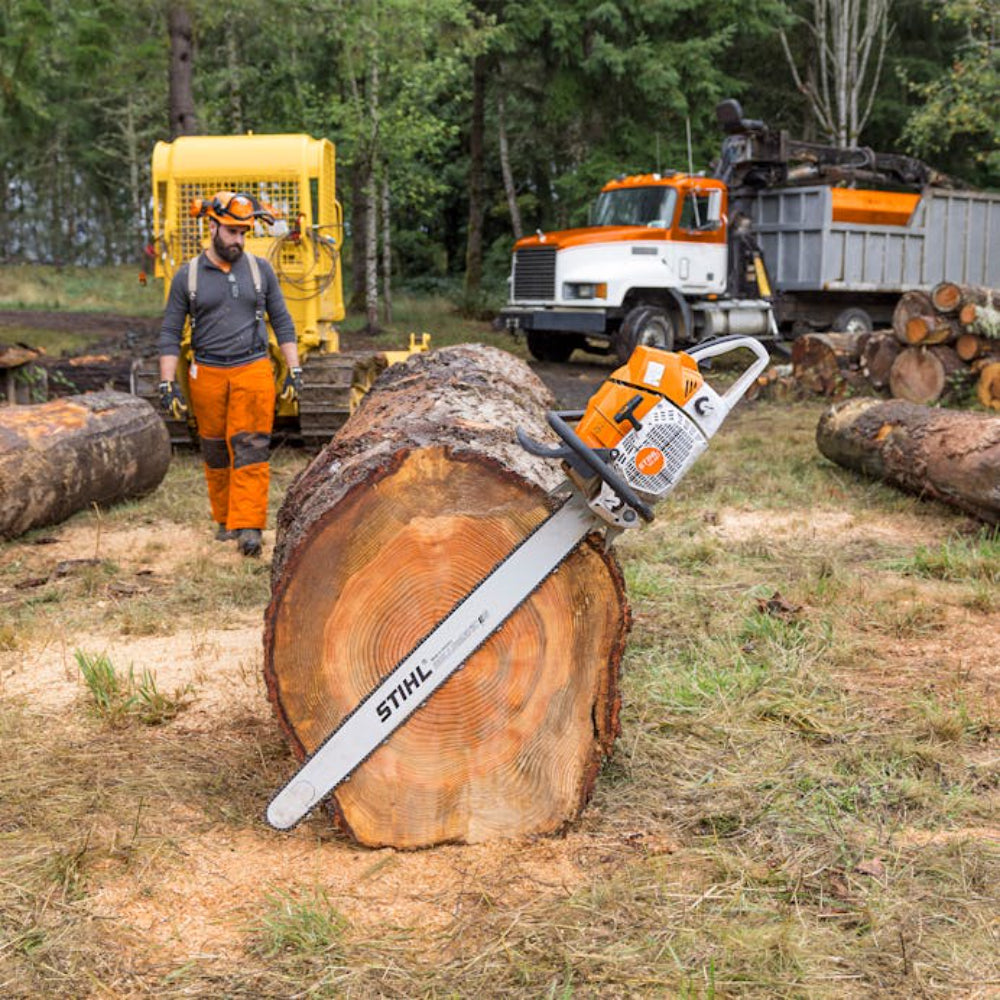 さる Stihl MS 880 Chainsaw – 121.6 cc | 25″–59″ Rollomatic® Guide Bars