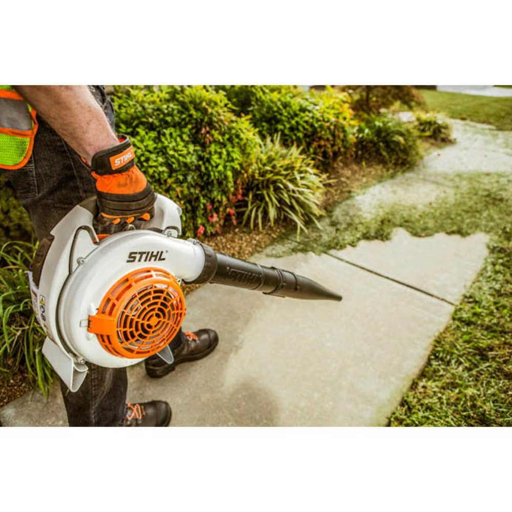 BG 86 petrol leaf blower compact and lightweight for large areas ...